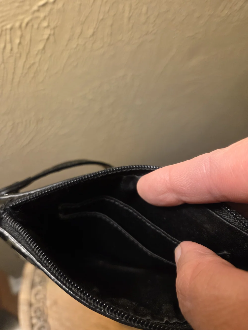 Coach Penelope C Dream Black Signature Wristlet - Black and Cream Pattern